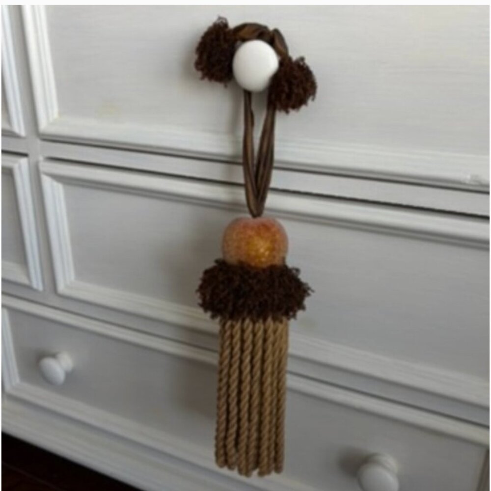 Vintage 90s Decorative Tassell